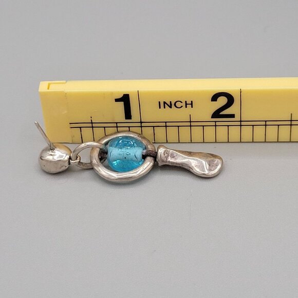 UNO de 50 Silver Plated Dangle Drop Post Earrings Blue Sea Glass Accent - Picture 6 of 6